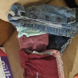 Girls size 3T box